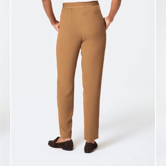 Spanx Carefree Crepe Tapered Ankle Pant, black - Picture 3 of 4